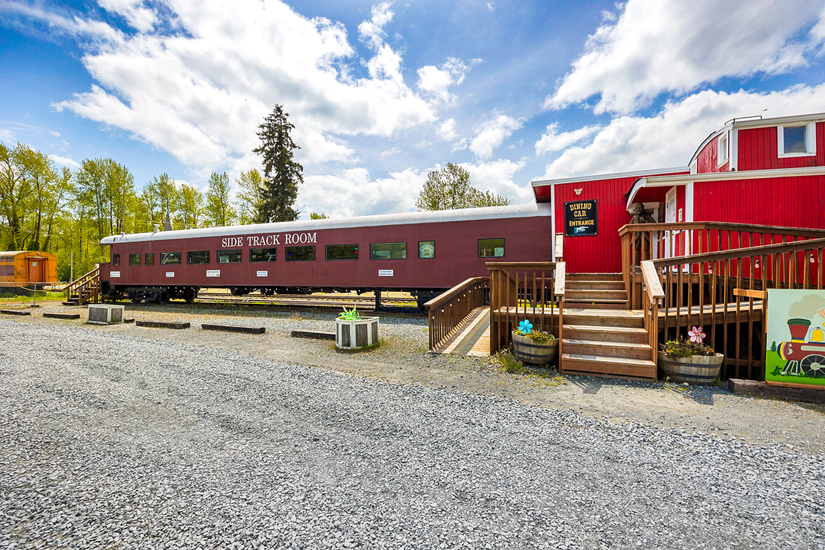 Mt. Rainier Railroad Diner